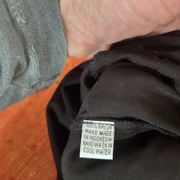 Bali Queen black wide leg Gypsy pants - Picture 5 of 5